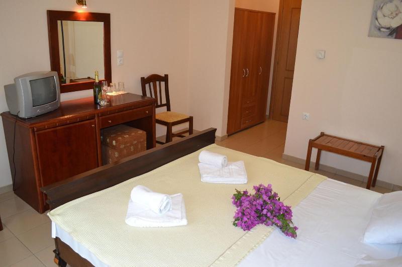 Filoxenia Hotel Волос Екстериор снимка